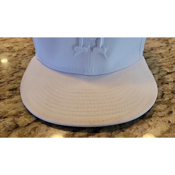 Houston Astros hat cap New Era 59Fifty Fitted Size 7 MLB Baseball White - Picture 2 of 13